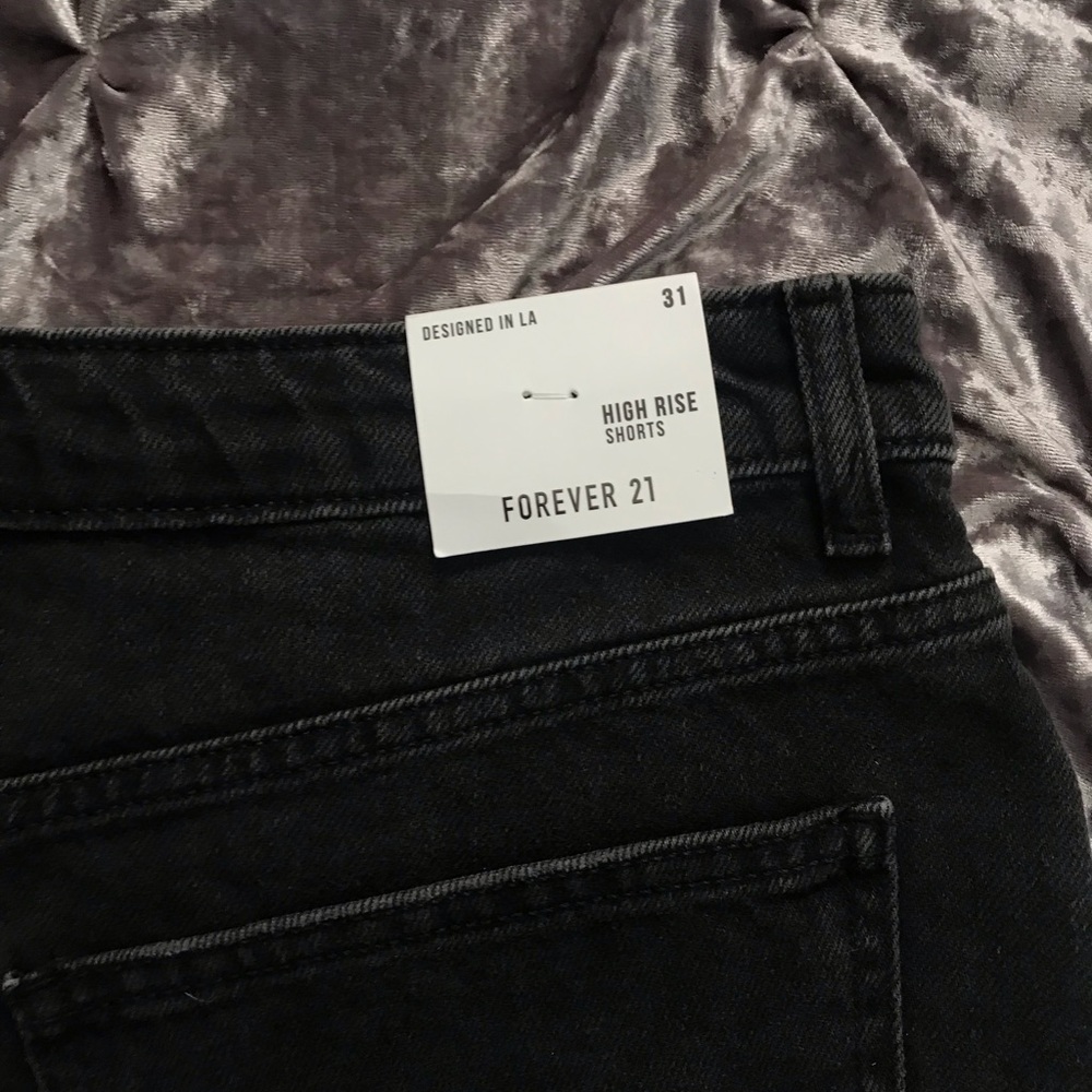 NWT High Rise Shorts - Picture 5 of 5